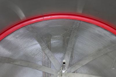 Сетчатый осмотический фильтратор для куба 76/100 литров серии D530